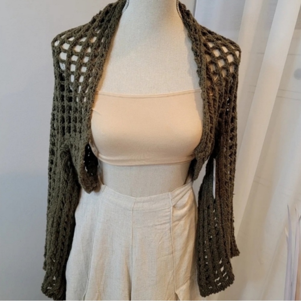 Free People Olive Crochet Shrug Sz XS Nwt